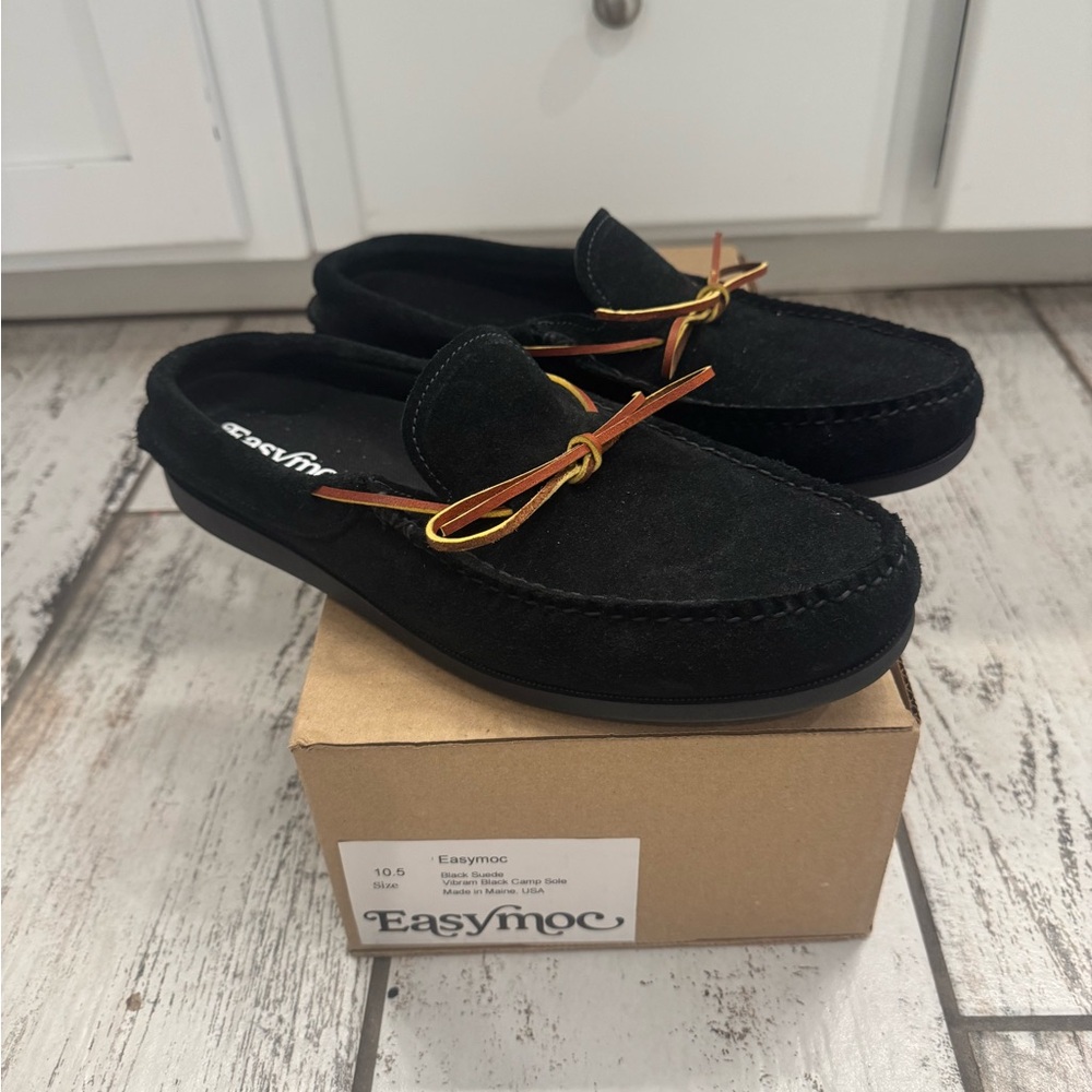 EasyMoc Black Suede Moc men’s sz 10.5